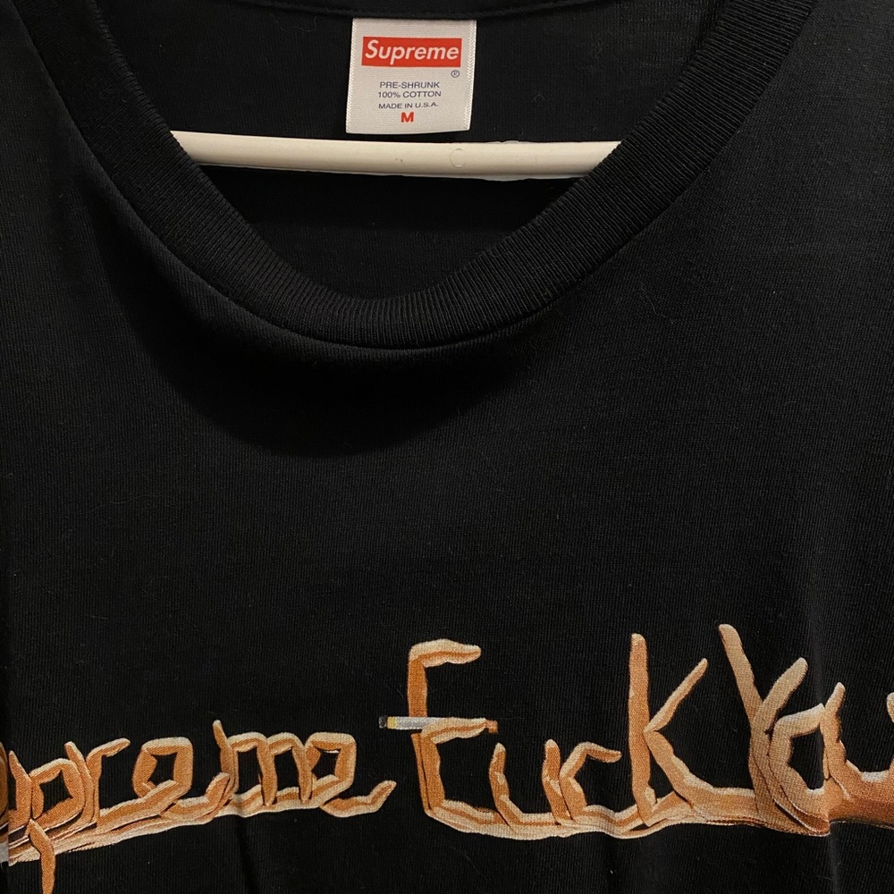 supreme tee